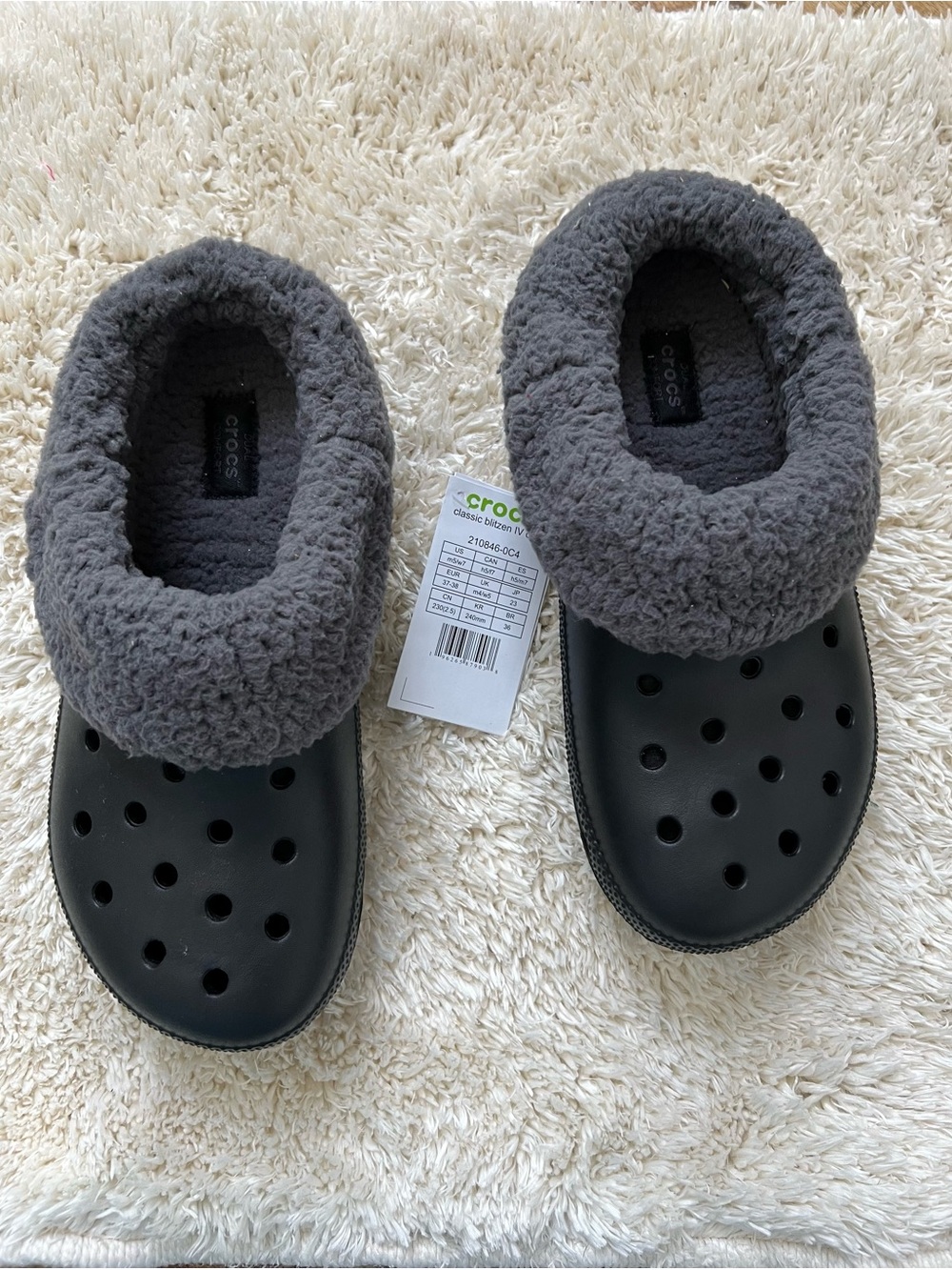 NWT Crocs Classic Blitzen IV Lined Clogs Gray W7 M5